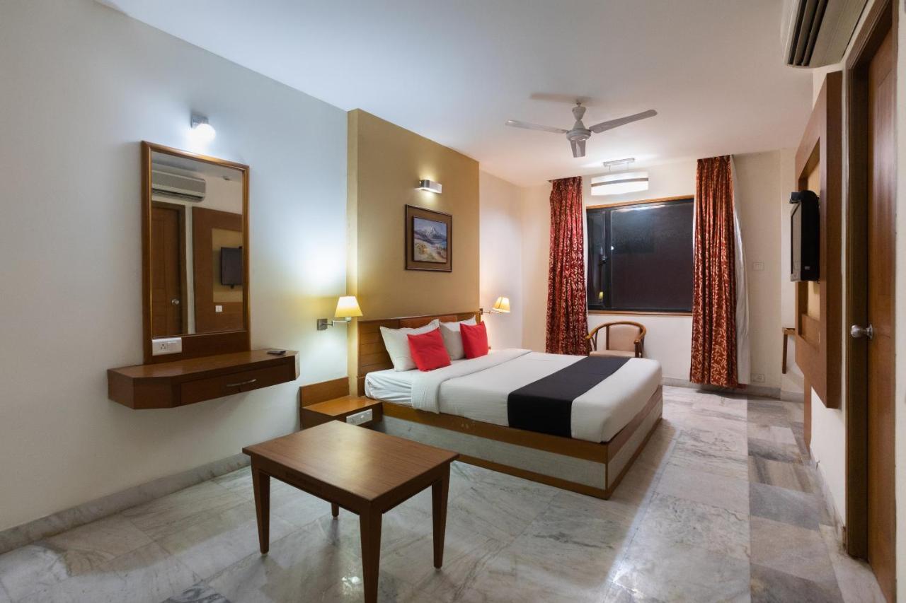 Bkr Grand Hotel Chennai Esterno foto