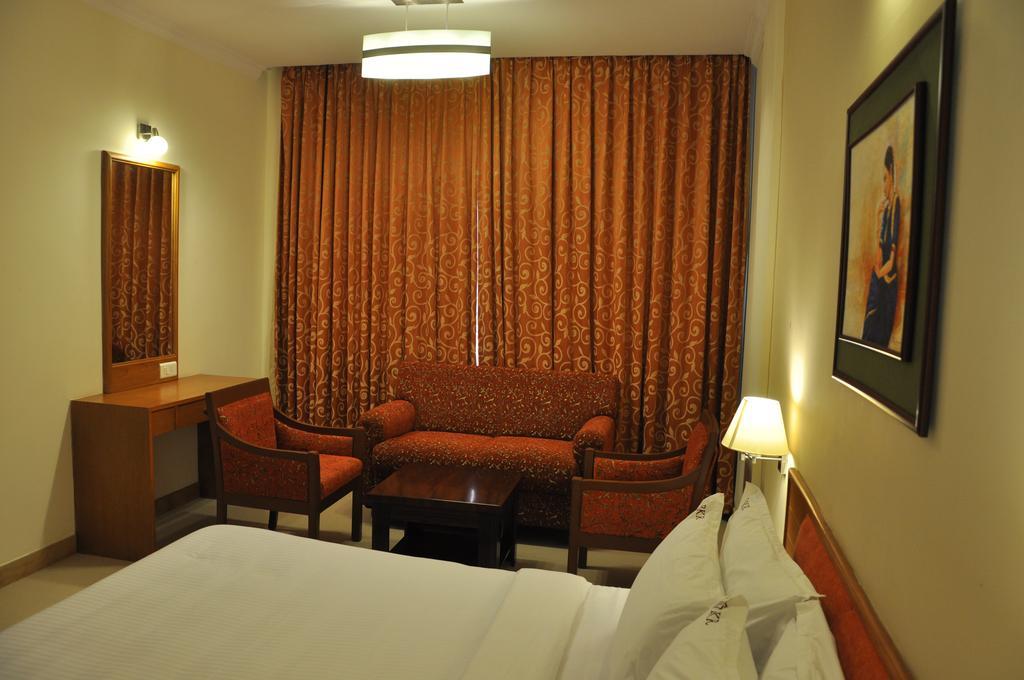 Bkr Grand Hotel Chennai Camera foto